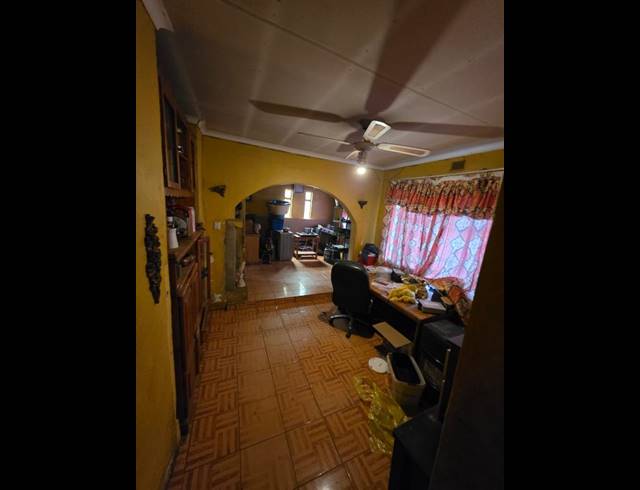 4 BEDROOM HOUSE FOR SALE IN TEMBISA EXT 7